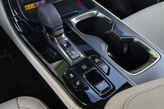 Lexus NX 450h+ Omotenashi AWD