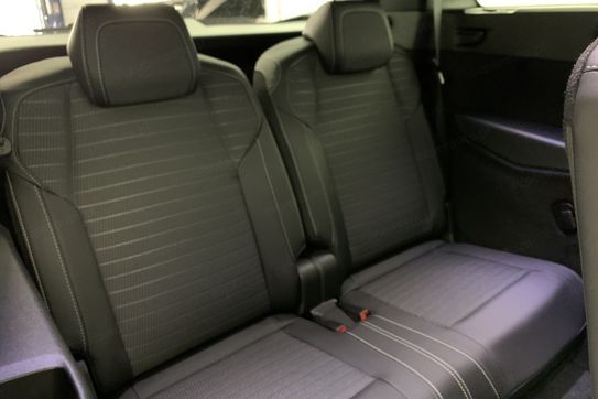 Peugeot 5008 GT 1.2 mHEV e-DCS6