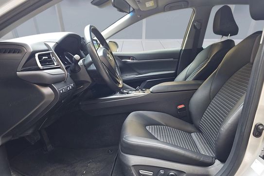 Toyota Camry 2.5 Hybrid Prestige