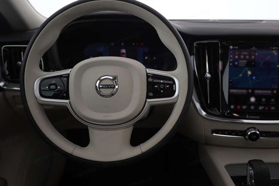Volvo V60 B4 Plus Bright