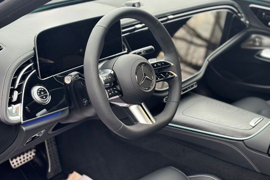 Mercedes Klasa E 220 d 4-Matic AMG