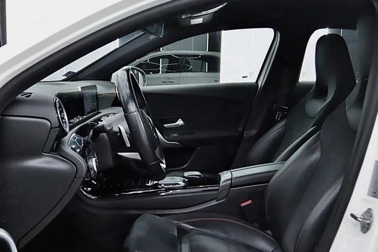 Mercedes Klasa A 180 AMG Line 7G-DCT