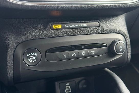 Ford Focus EcoBoost mHEV Titanium X