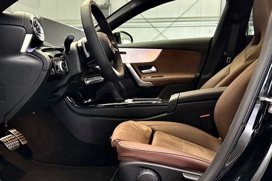 Mercedes CLA 200 AMG Line