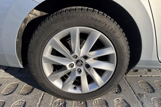 Skoda Superb Ambition 1.5 TSI DSG