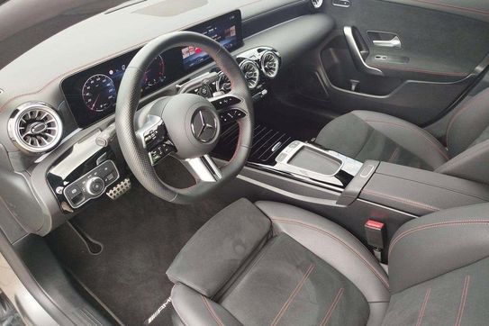 Mercedes CLA 220 d AMG Line