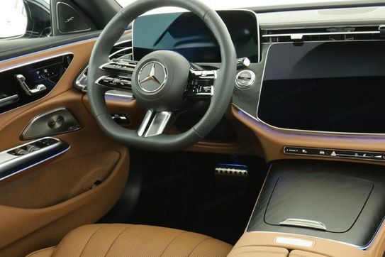 Mercedes Klasa E 200 4-Matic AMG