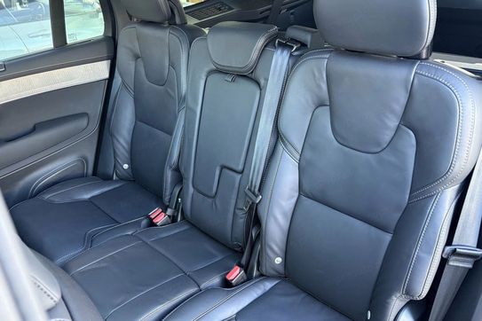 Volvo XC90 T8 AWD Plug-In Hybrid Ultra Dark 7os