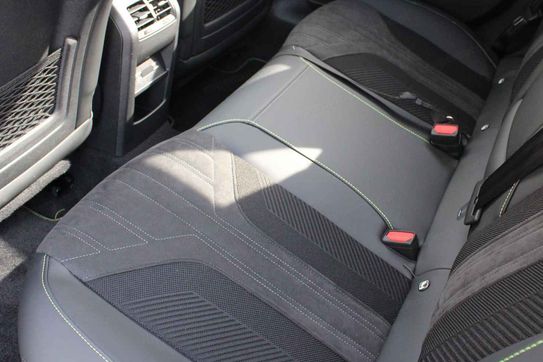 Peugeot 308 GT Exclusive S&S e-DCS6 1.2 mHEV