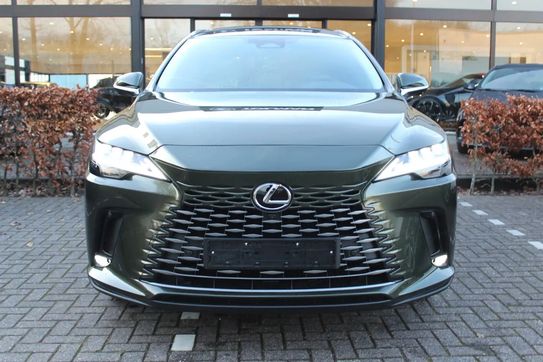 Lexus RX 450h+ Omotenashi Plug-in