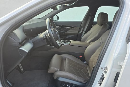 BMW Seria 5 520d xDrive M Sport aut
