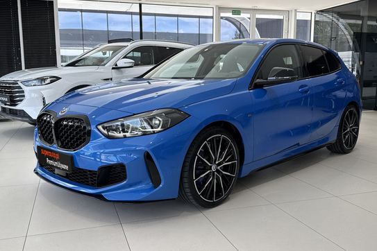 BMW Seria 1 M135i xDrive ColorVision Edition