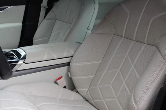 BMW Seria 7 740d xDrive M Sport