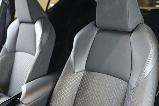 Toyota C-HR 1.8 Hybrid Style