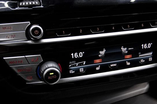 BMW Seria 5 Touring 520d Luxury Line