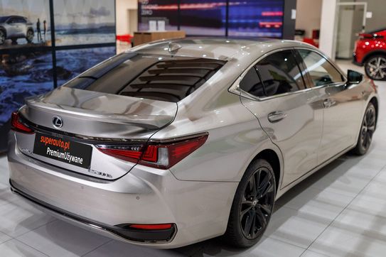 Lexus ES 300h F Sport Edition