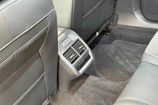 Volkswagen Passat 2.0 TDI SCR Elegance DSG