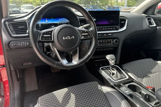 Kia XCeed Business Line 1.6 T-GDI  DCT