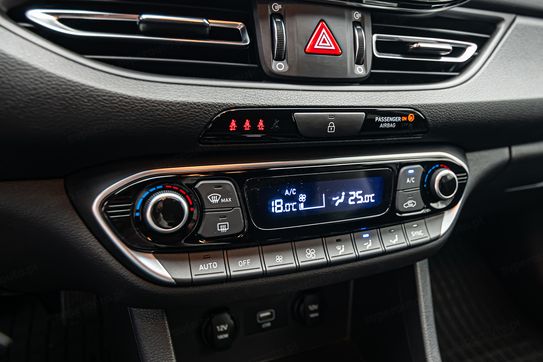 Hyundai i30 1.5 T-GDI 48V Smart DCT