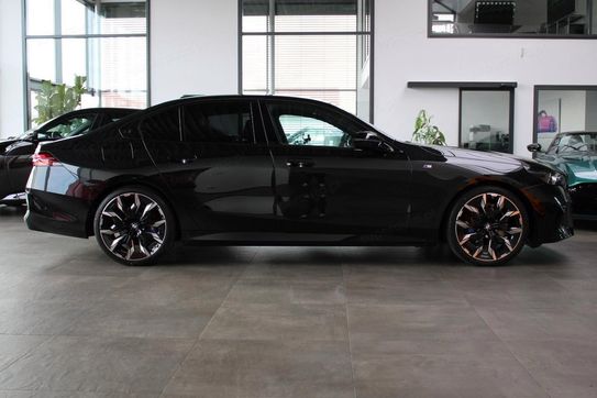 BMW Seria 5 540d xDrive M Sport