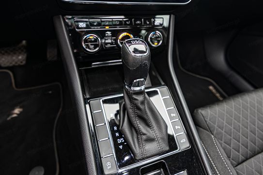 Skoda Superb 2.0 TDI DSG