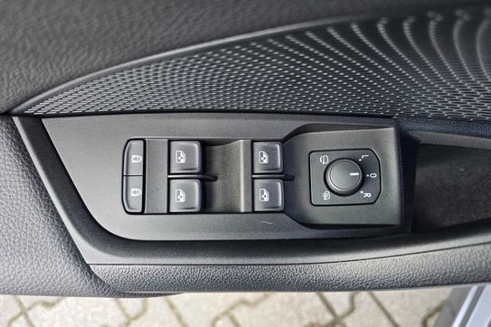 Skoda Octavia 1.5 TSI mHEV  Selection DSG