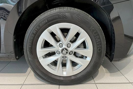 Skoda Fabia Drive 1.0 TSI
