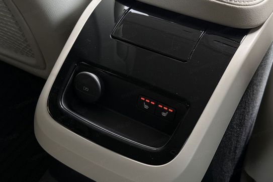Volvo V60 T6 AWD Plug-In Hybrid Plus Dark