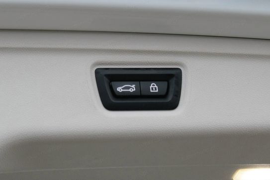 BMW Seria 3 318i aut