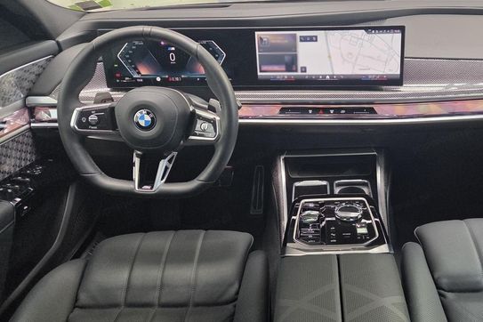 BMW Seria 7 740d xDrive M Sport
