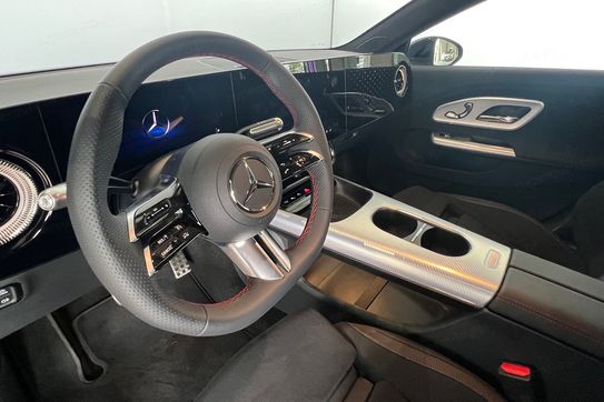 Mercedes CLA 200 AMG Line