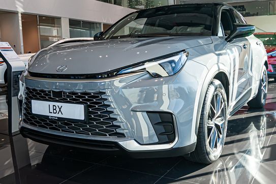 Lexus LBX Emotion 1.5 Hybrid