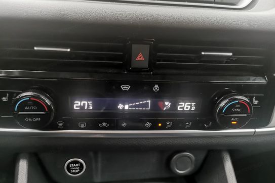 Nissan Qashqai 1.3 DIG-T mHEV Acenta Xtronic