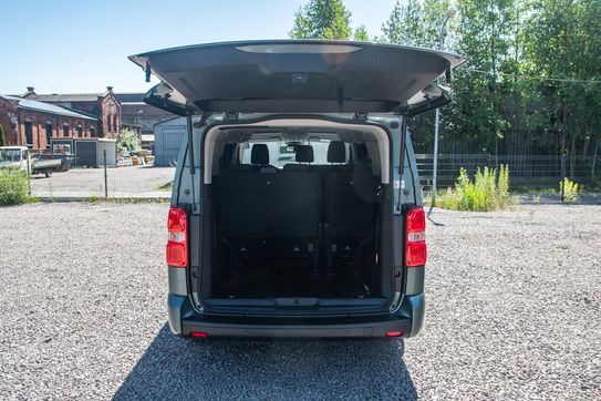 Opel Zafira Life Extra Long L2H1 Business AT8