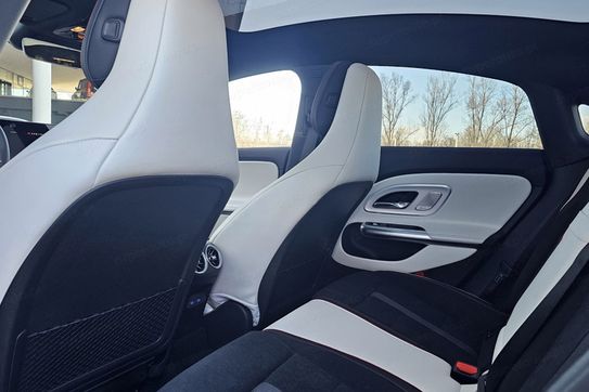 Mercedes CLA 200 AMG Line