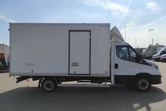 Iveco Daily 35S/MR Kontener