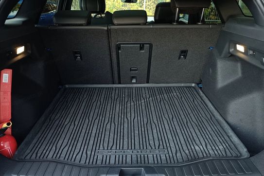 Ford Explorer 78KWH Premium Awd