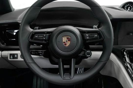 Porsche Panamera 4 E-Hybrid