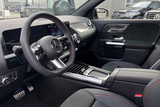 Mercedes GLA 200 AMG Line