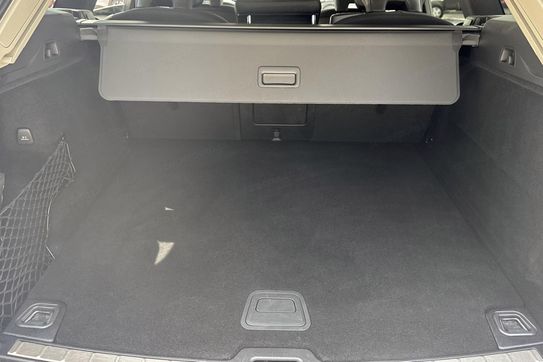 Volvo XC60 B5 B AWD Momentum Pro