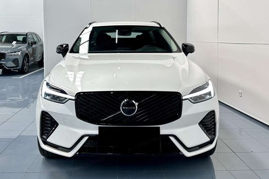 Volvo XC60 T6 Plug-In Hybrid AWD Plus Dark