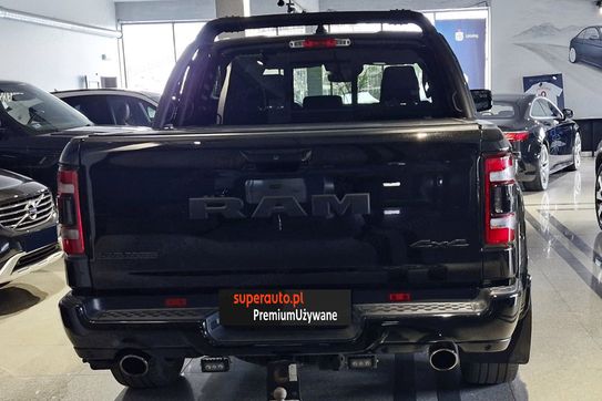 RAM 1500 5.7 V8 HEMI Laramie