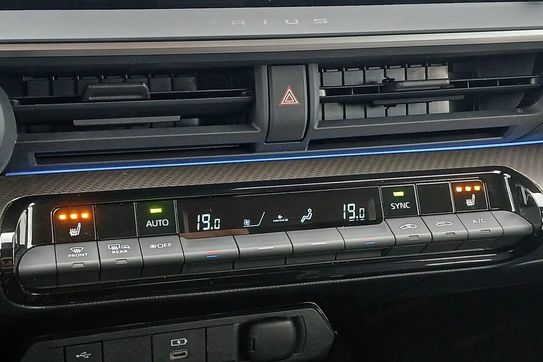 Toyota Prius Plug-in 2.0 Hybrid Prestige