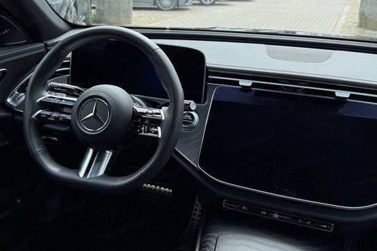 Mercedes E Klasa 220 d 4-Matic AMG