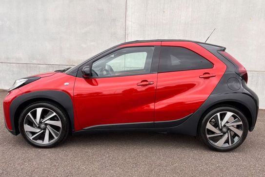 Toyota Aygo X Executive 1.0 benzyna