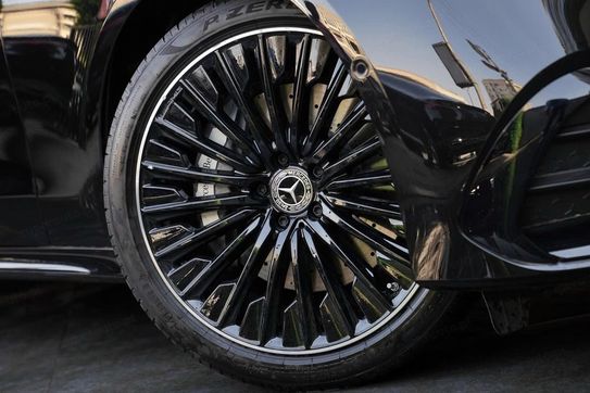 Mercedes Klasa E 200 AMG