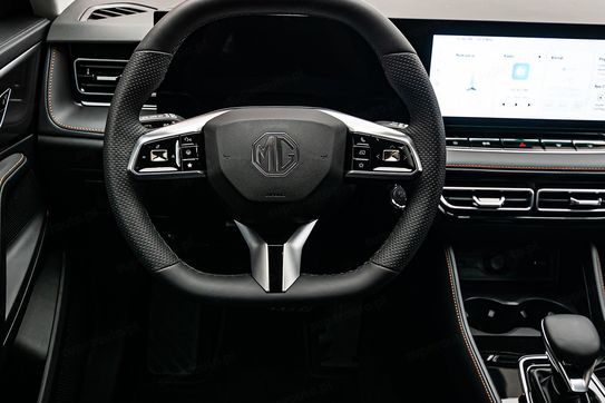 MG HS Exclusive aut 1.5T HEV+