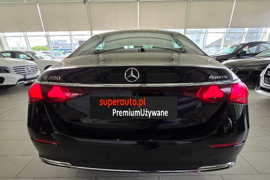 Mercedes Klasa E 200 4-Matic Avantgarde 9G-Tronic