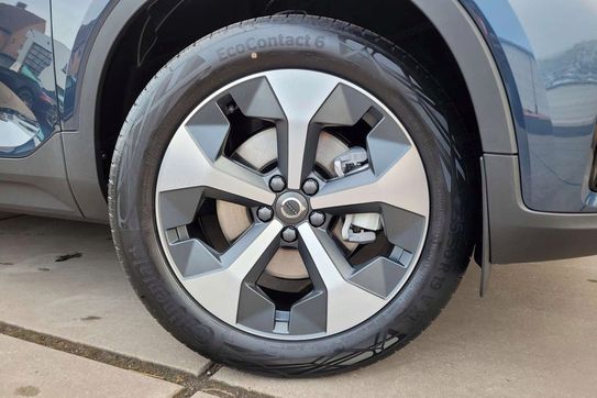 Volvo XC40 B3 Ultra Dark