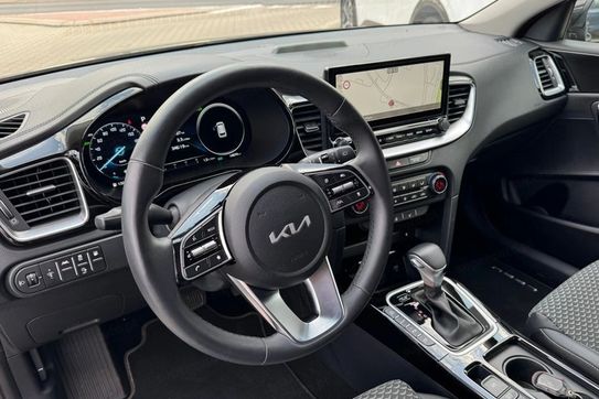 Kia Ceed 1.6 Gdi Phev Business Line Dct